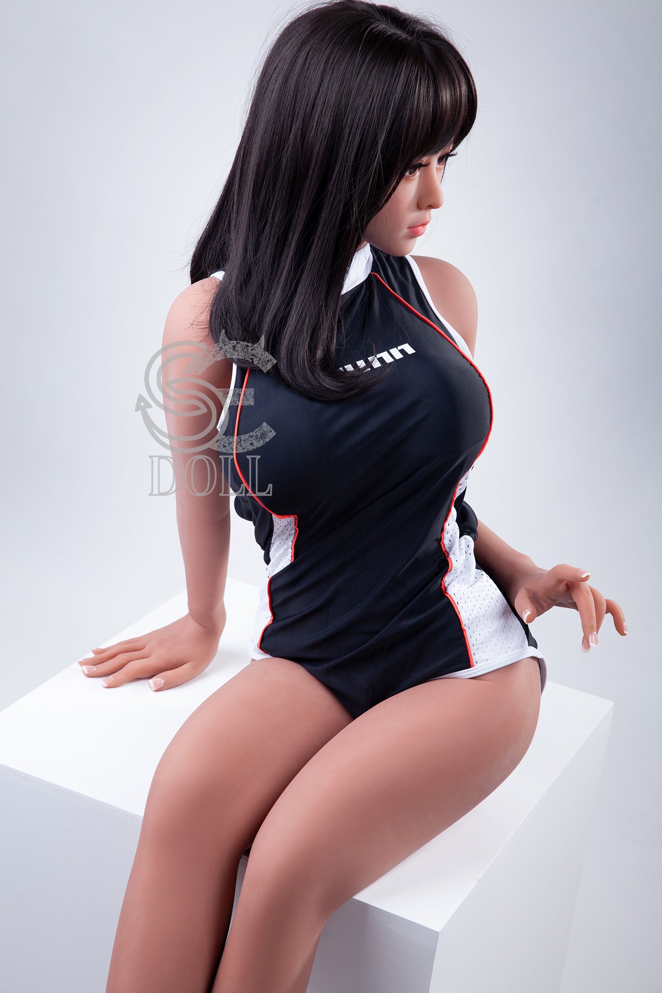 150cm/4ft9 E-cup Kiko.A (Layla)