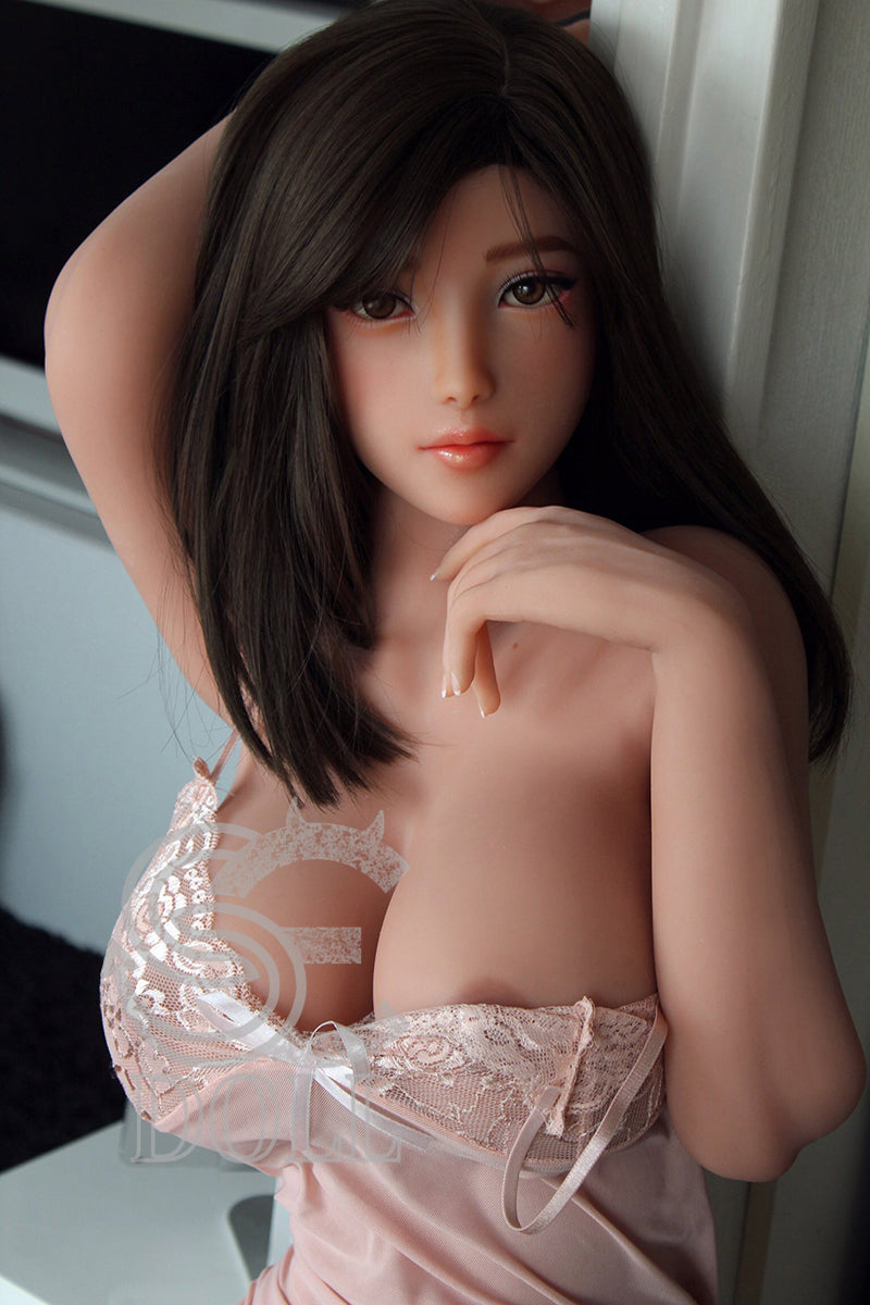 161cm/5ft3 F-cup Tracy.C (Rita)